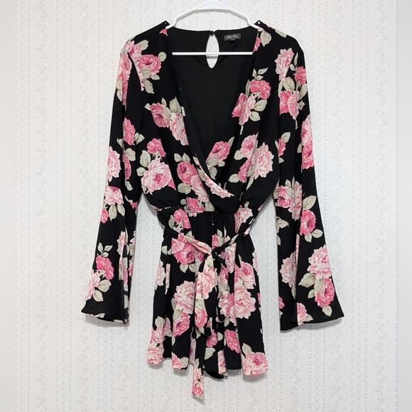 Lily Rose Romper Women's Size XL Floral Flowy Spring Church Easter Bell Sleeves - Picture 1 of 7